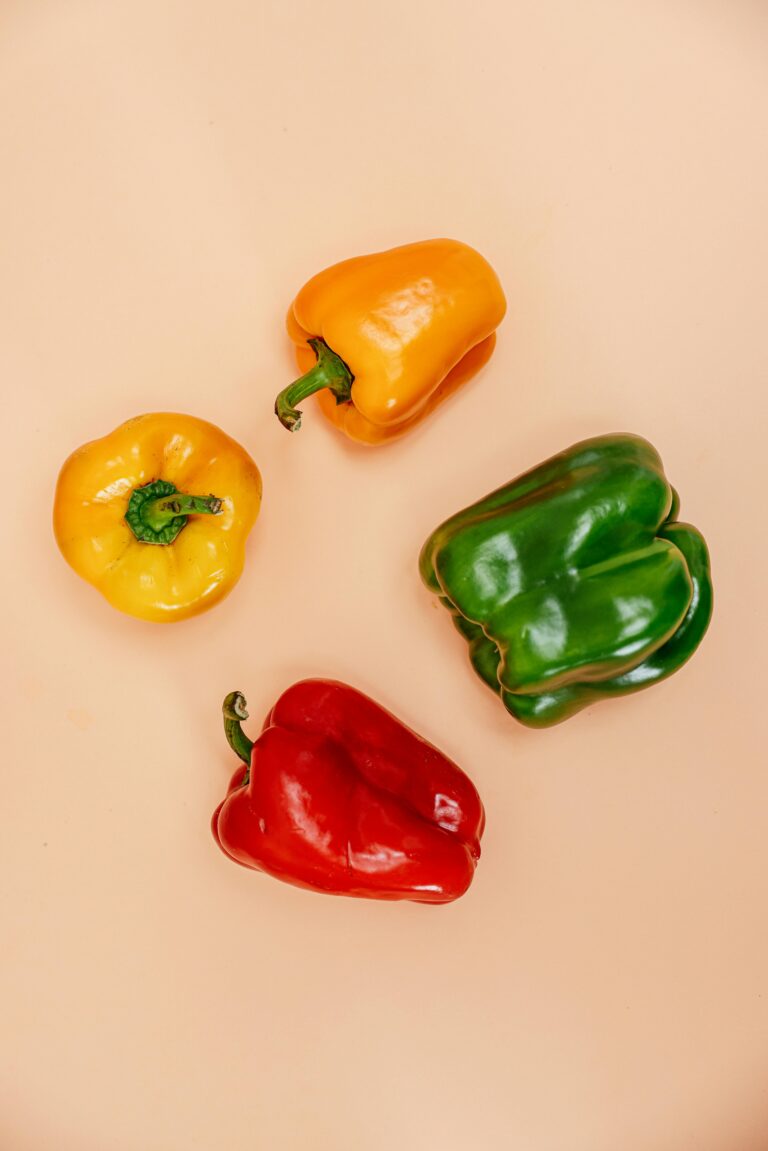 Faa’iidooyinka Caafimaad ee Basbaaska Macaan (Bell Peppers)
