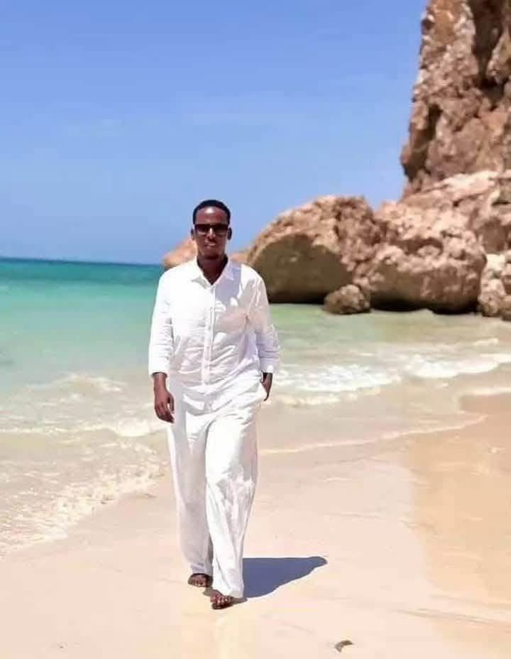 DEG DEG: Ciidanka Booliska Somaliland ayaa xabsiga dhihay Tiktoker caanka ah Ashraf Cali Nuur